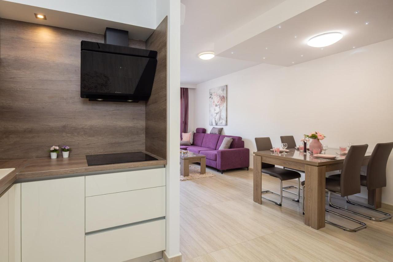 Mintos Luxury Resort Podstrana Rom bilde